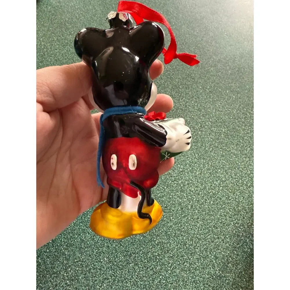 Disney Mickey Mouse holding a gift glass blown ornament‎ Christmas